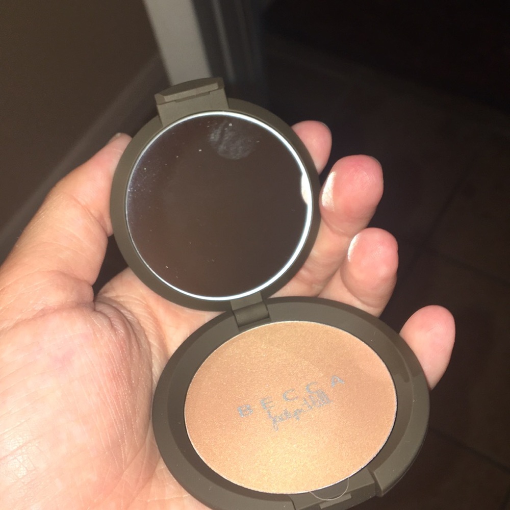 Becca shimmering perfector  crème CHAMPAGNE POP